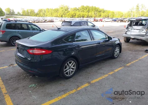 2013 Ford Fusion Se z USA, uszkodzony, nr VIN 3FA6P0HR7DR255782